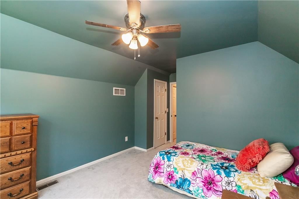 11938 S Hallet Street — photo 25