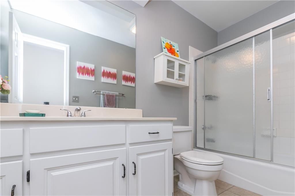 11938 S Hallet Street — photo 29