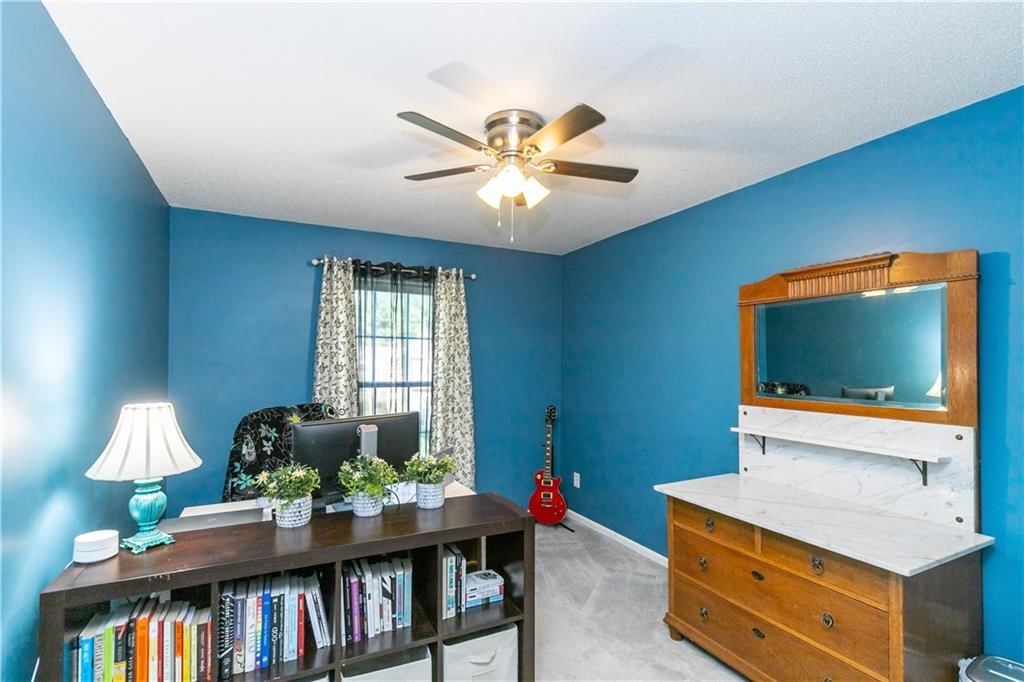 11938 S Hallet Street — photo 35