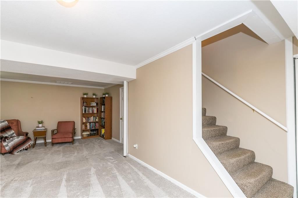 11938 S Hallet Street — photo 44