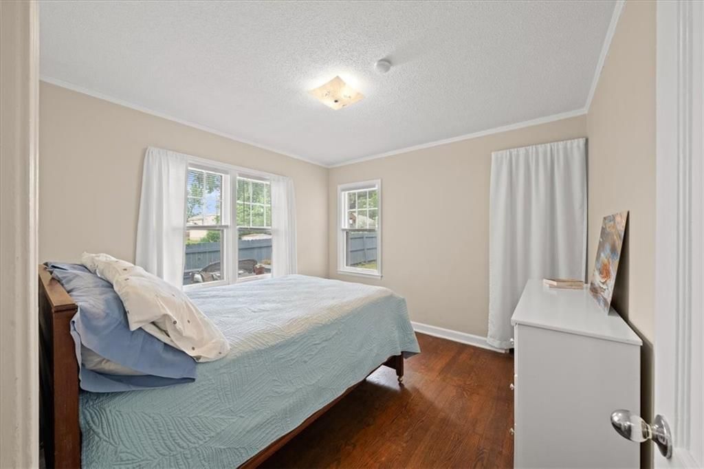 8337 MERCIER Street — photo 20