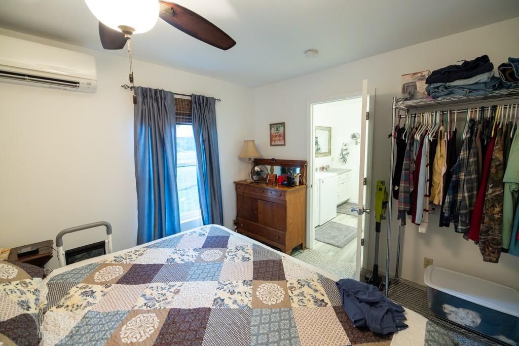 821 NW B Highway — photo 26