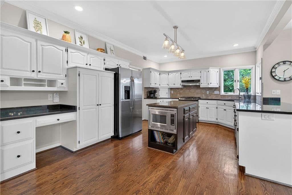 13013 Sherwood Street — photo 14