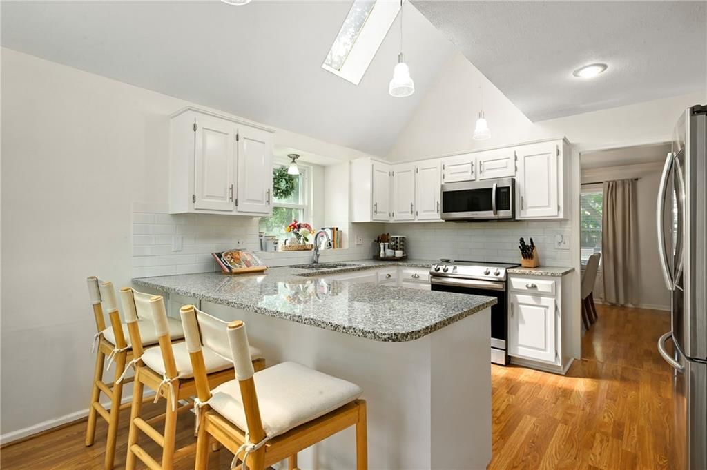 7929 W 113th Terrace — photo 6