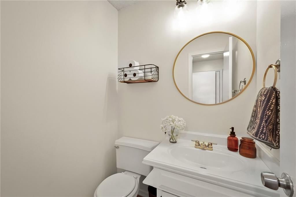 7929 W 113th Terrace — photo 14
