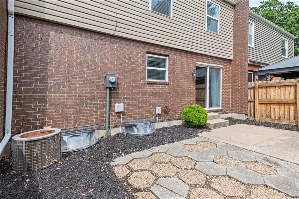 3723 NE Colonial Drive — photo 31