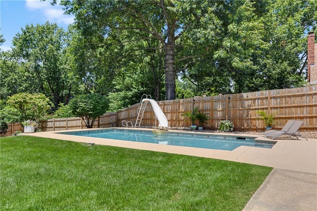 8020 W 116th Street — photo 46