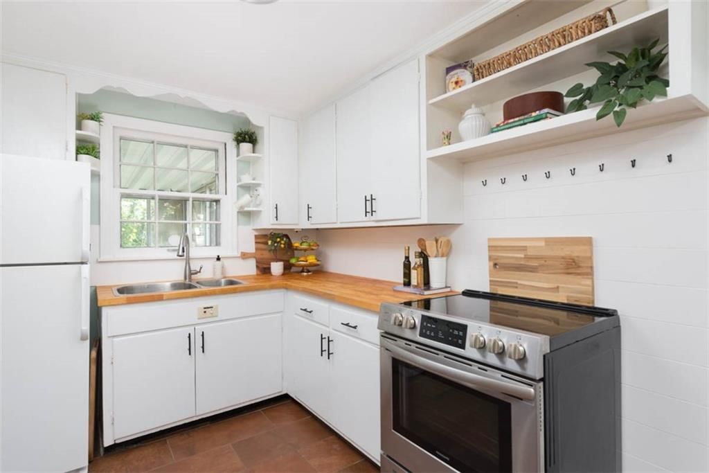 7625 Locust Street — photo 13
