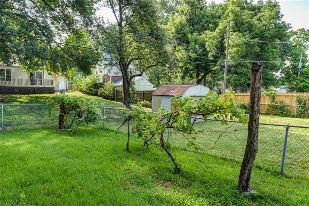 7625 Locust Street — photo 36