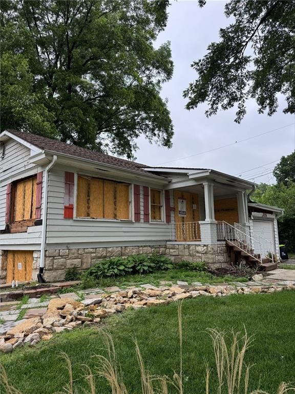 5326 STRANG Drive — photo 3