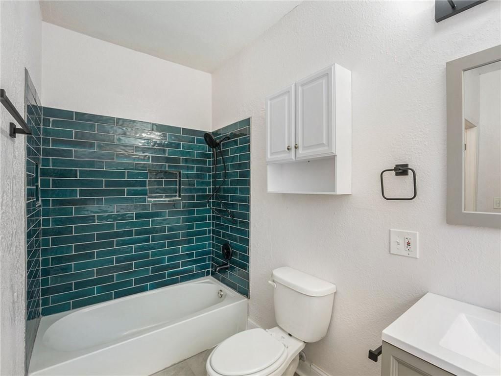 3636 Paseo Boulevard — photo 10