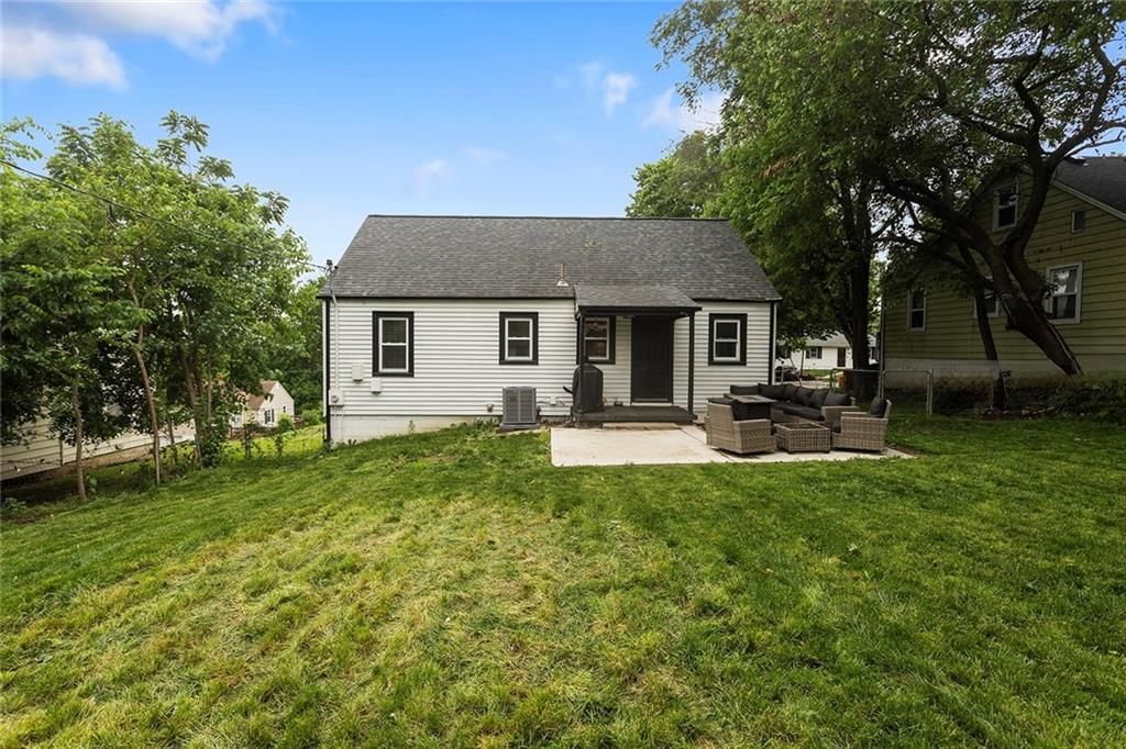 3604 NE 34th Terrace — photo 28