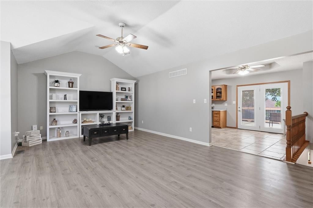 1611 STASI Avenue — photo 5