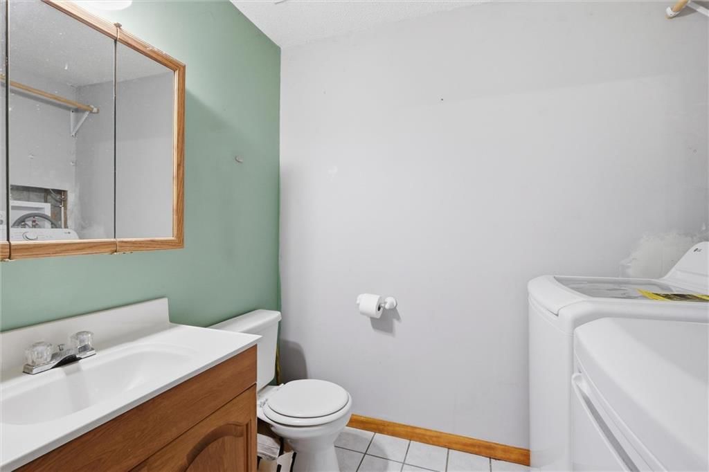 1611 STASI Avenue — photo 14