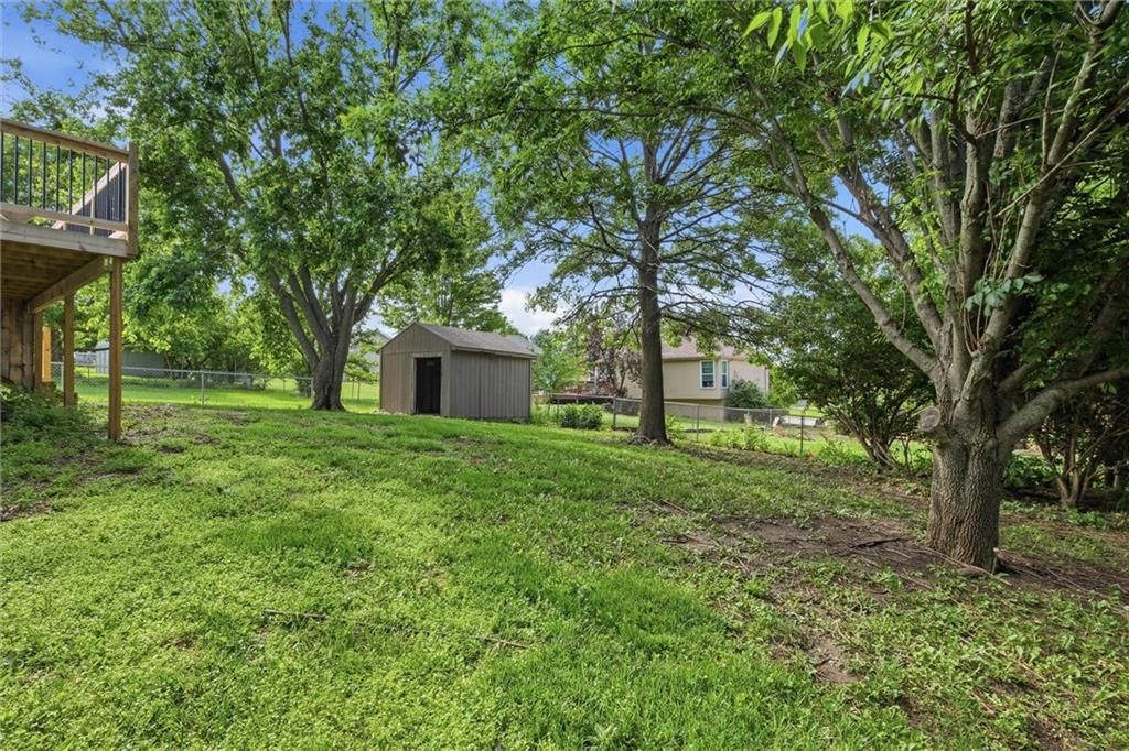 1611 STASI Avenue — photo 29