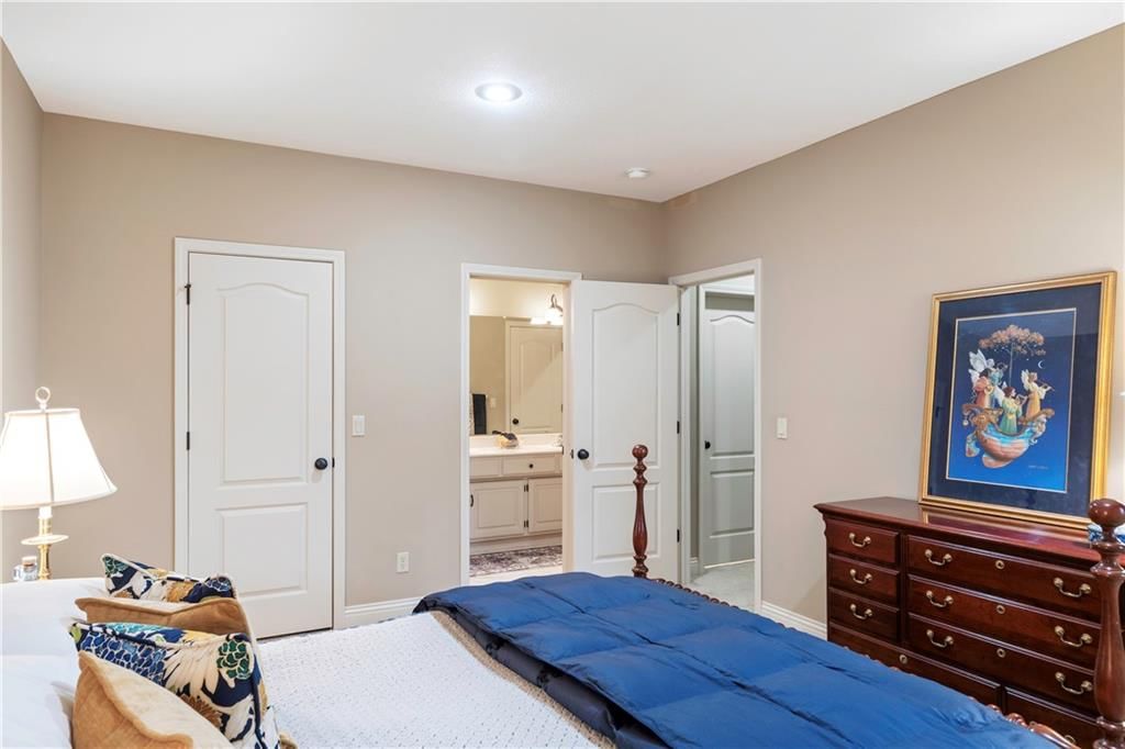 11610 W 147th Street — photo 32