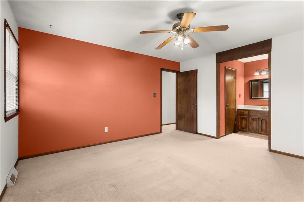 2505 S Whitney Avenue — photo 14