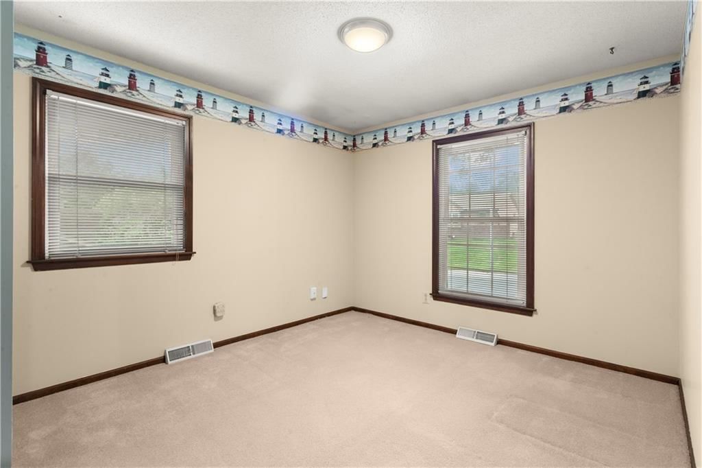 2505 S Whitney Avenue — photo 16