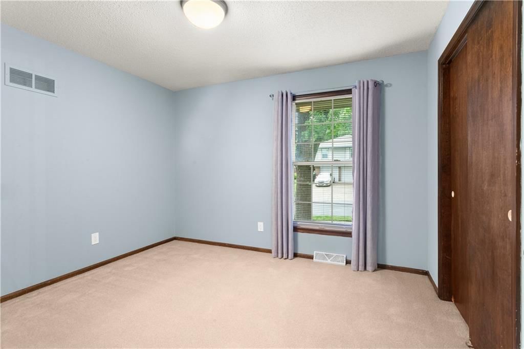 2505 S Whitney Avenue — photo 19