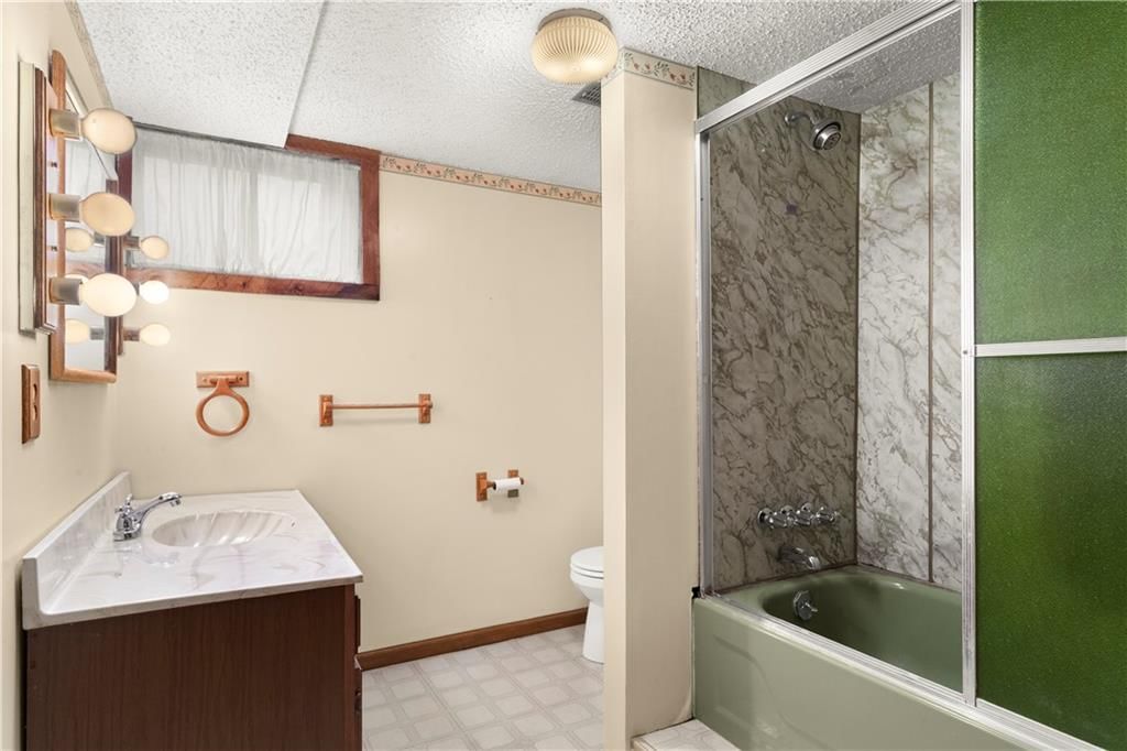 2505 S Whitney Avenue — photo 23