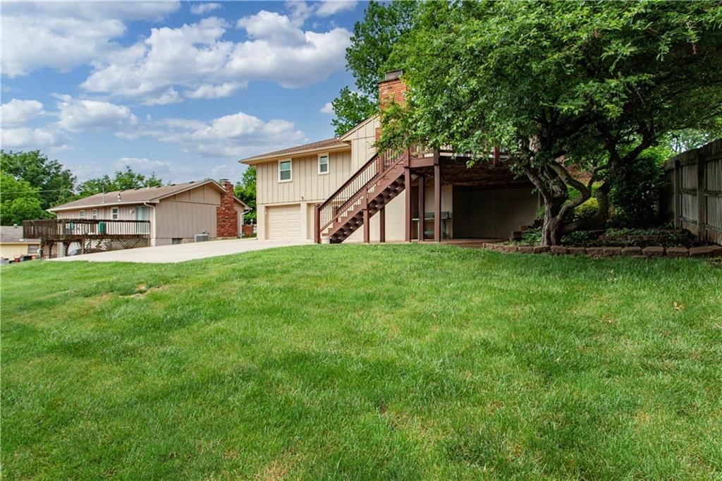 2505 S Whitney Avenue — photo 28