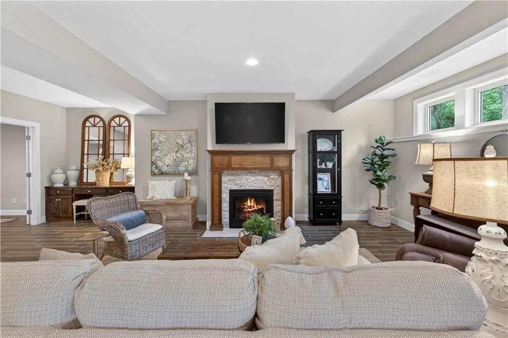 9363 Lind Road — photo 37