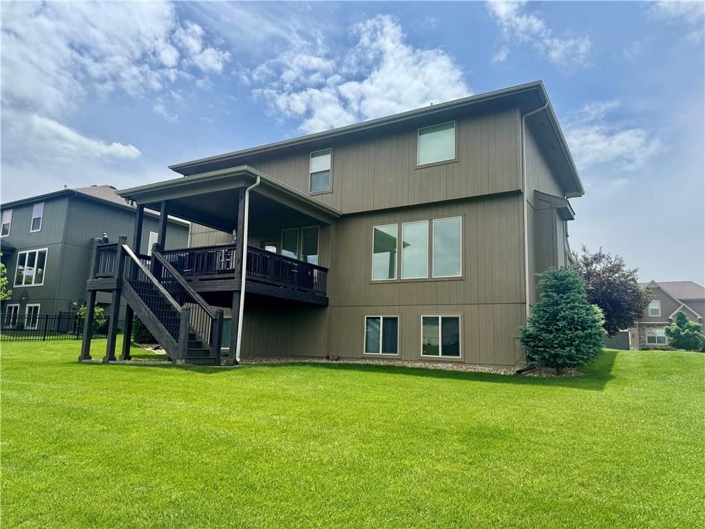 1218 Becket Court — photo 4