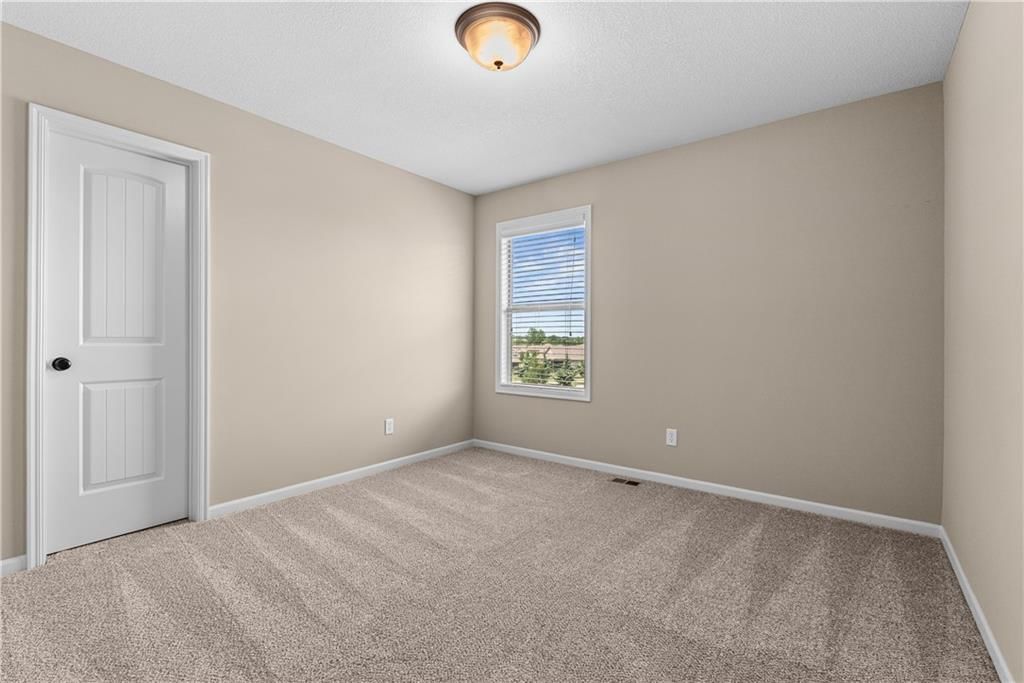 1218 Becket Court — photo 33