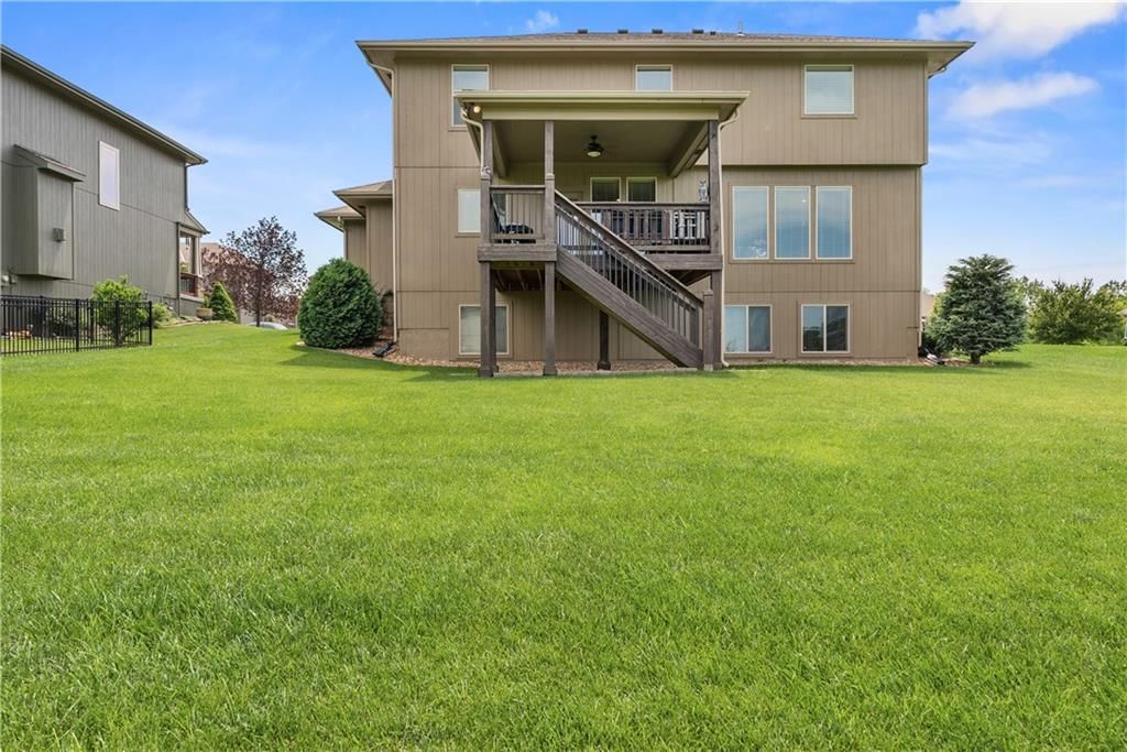 1218 Becket Court — photo 35