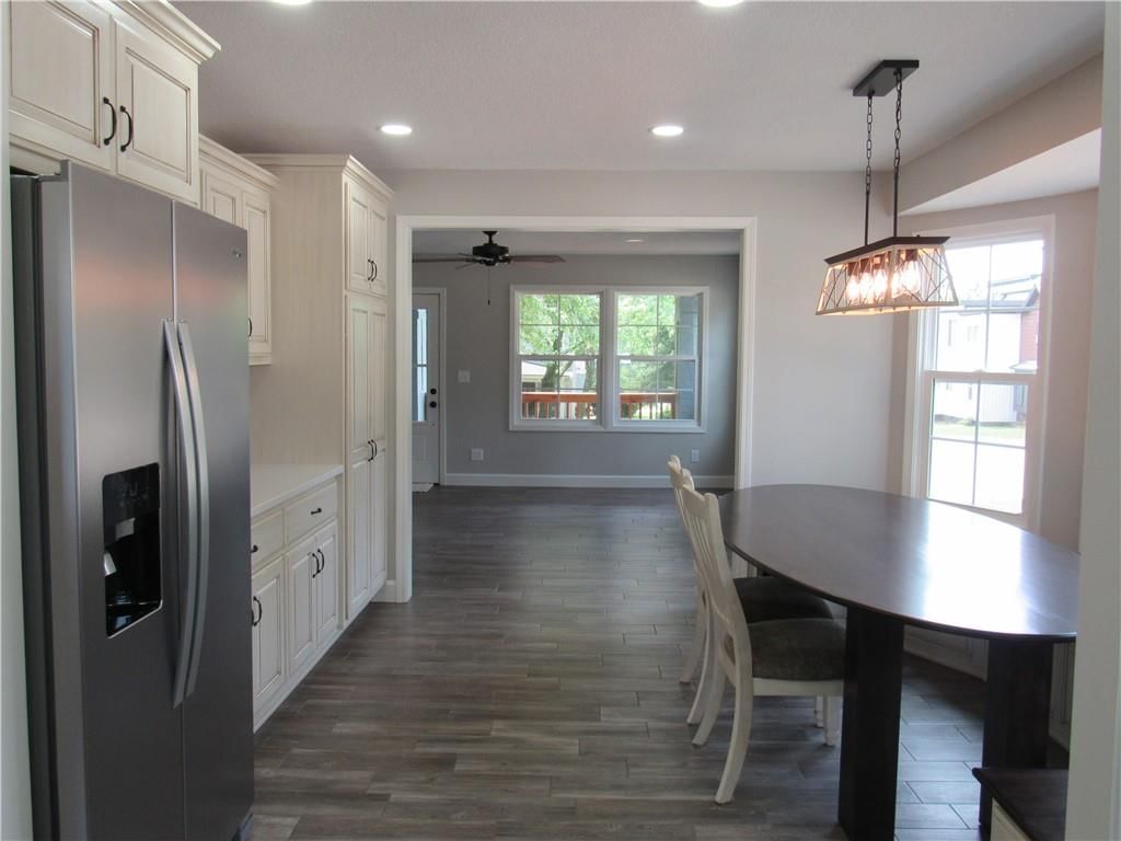 1000 E Pearl Street — photo 10