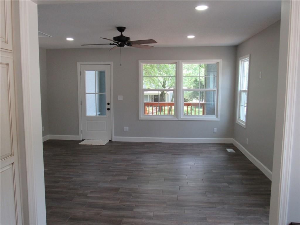 1000 E Pearl Street — photo 15