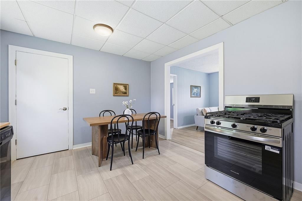2706 S 28th Street — photo 10