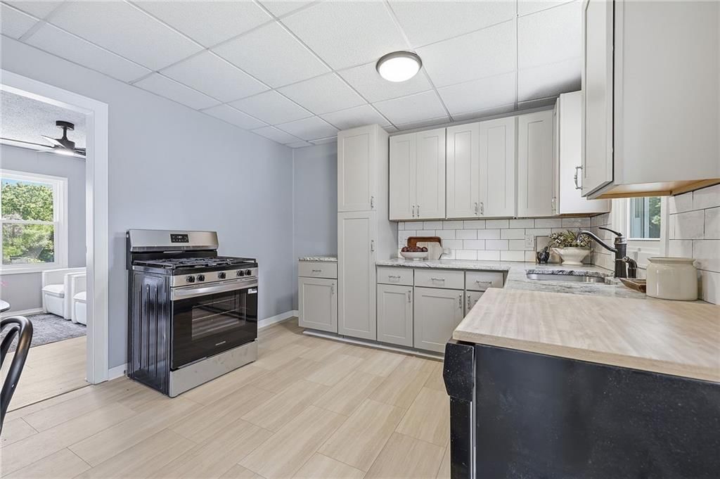 2706 S 28th Street — photo 11