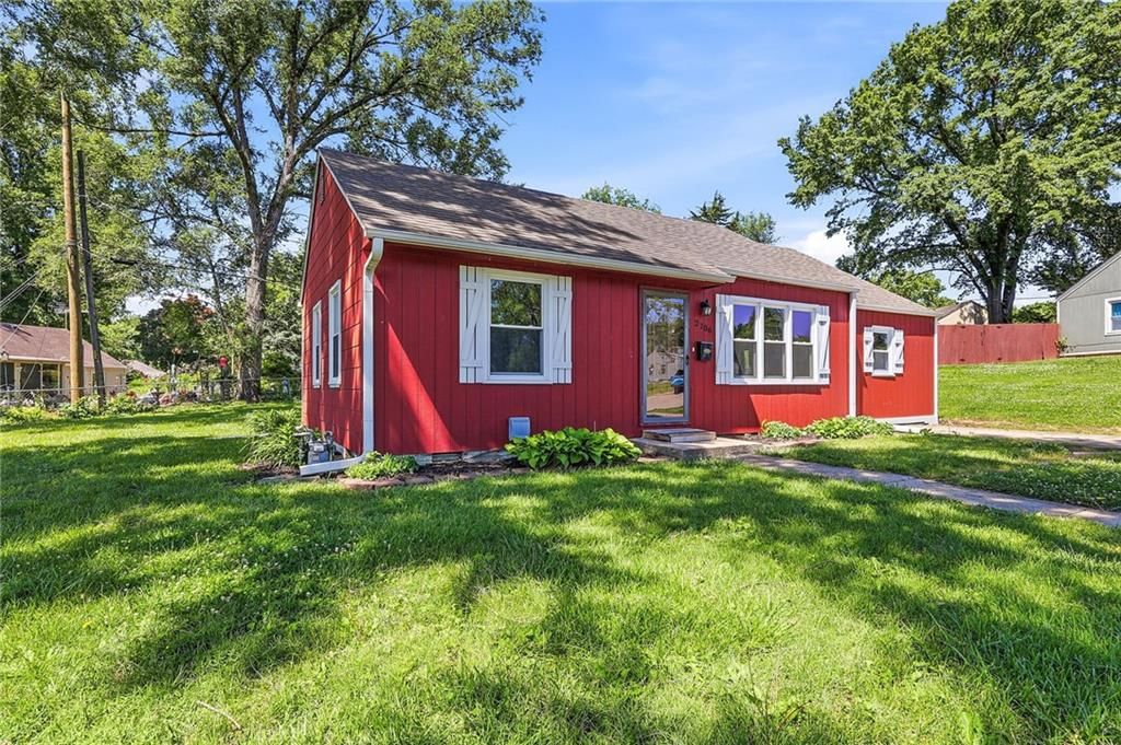 2706 S 28th Street — photo 23