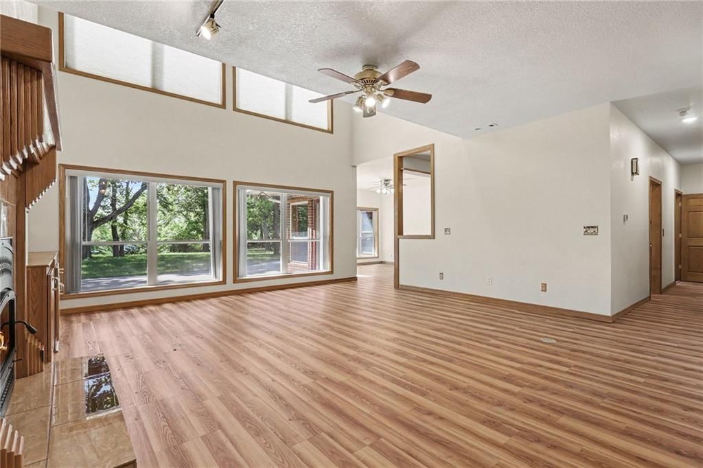 58 W Lake Road — photo 4