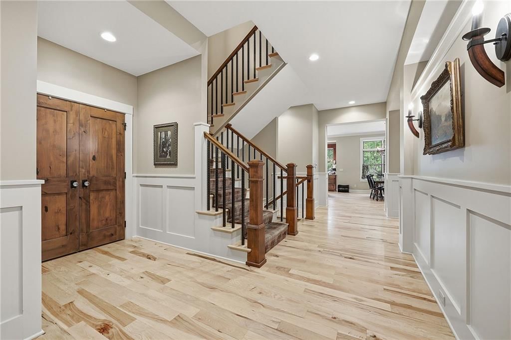 406 Homestead Drive — photo 2