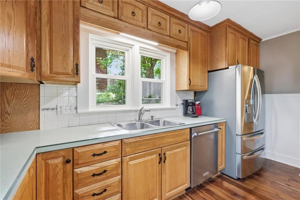 121 Spruce Street — photo 14