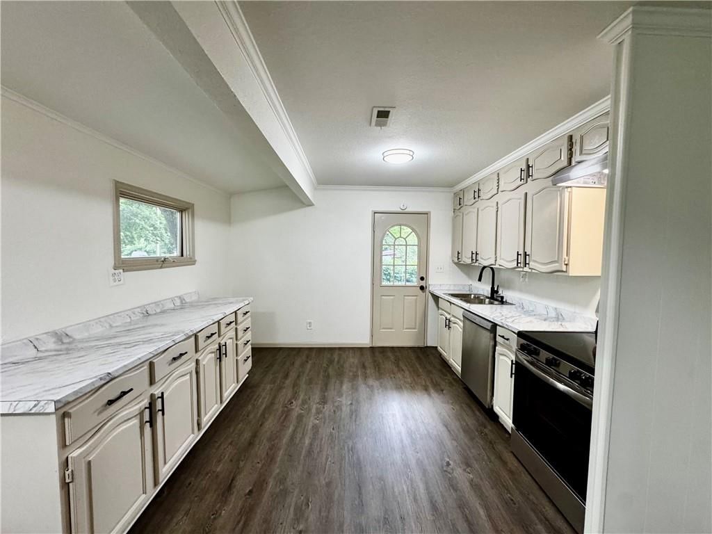 501 Orchard Lane — photo 3