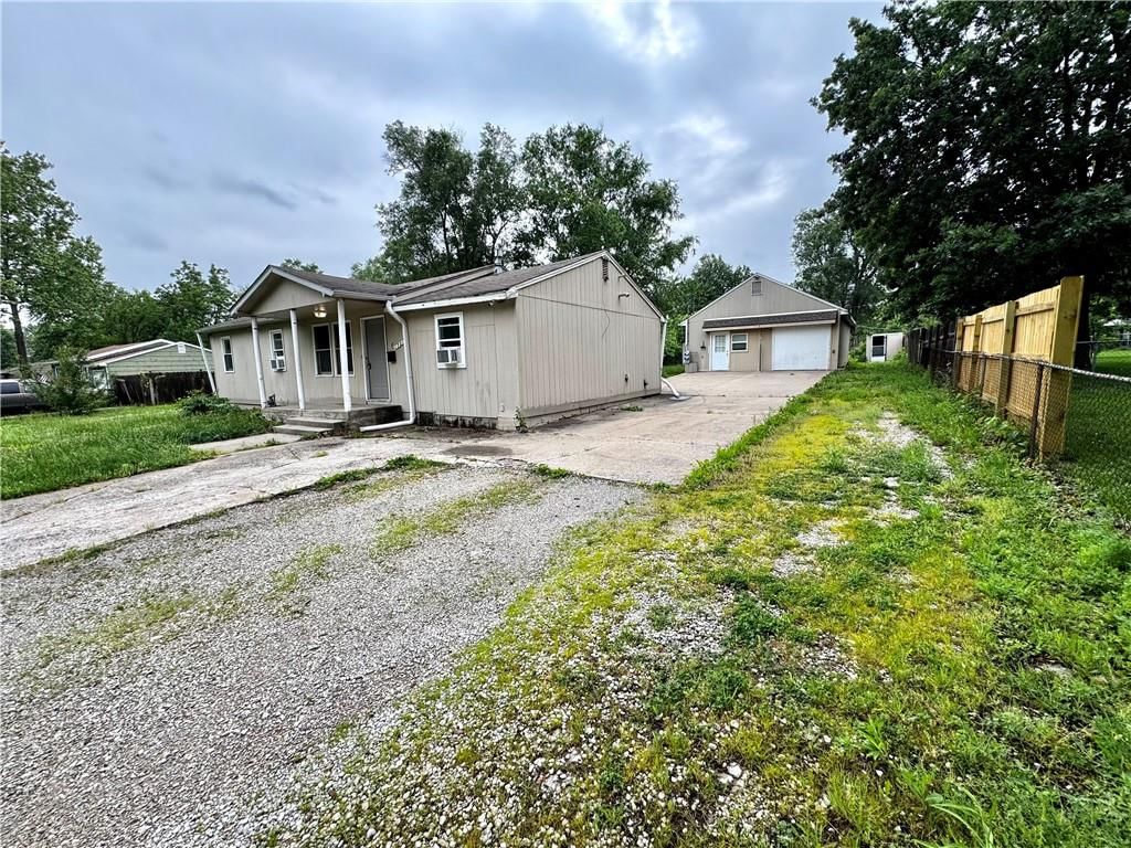 17210 Chestnut Drive — photo 18