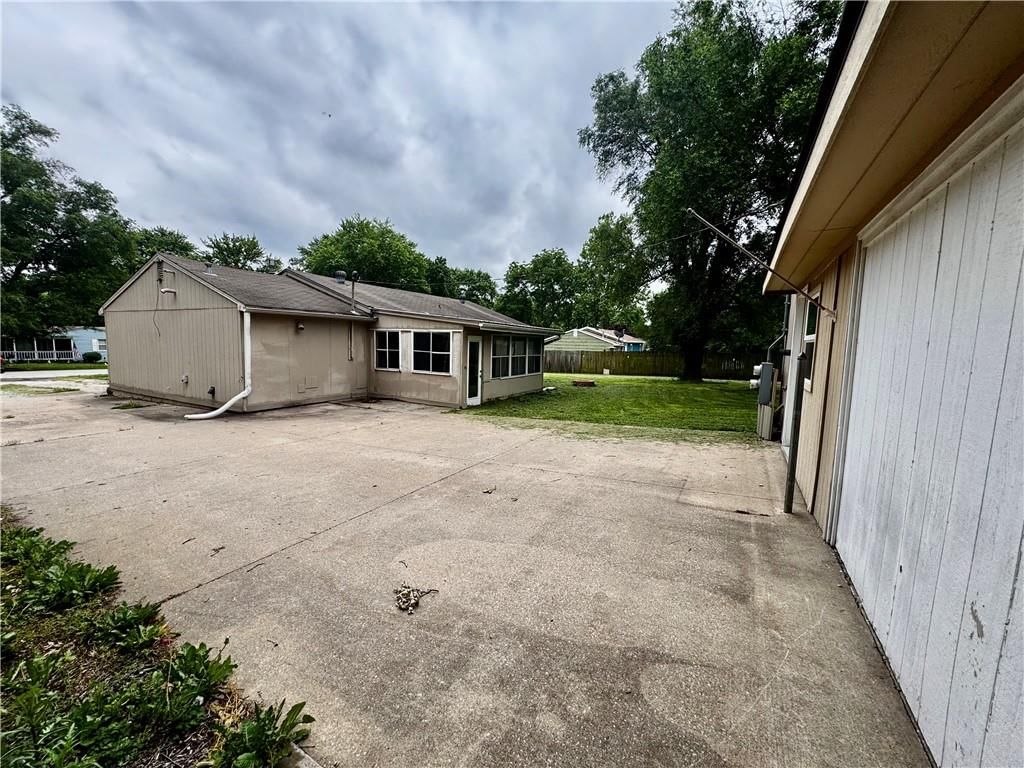 17210 Chestnut Drive — photo 19