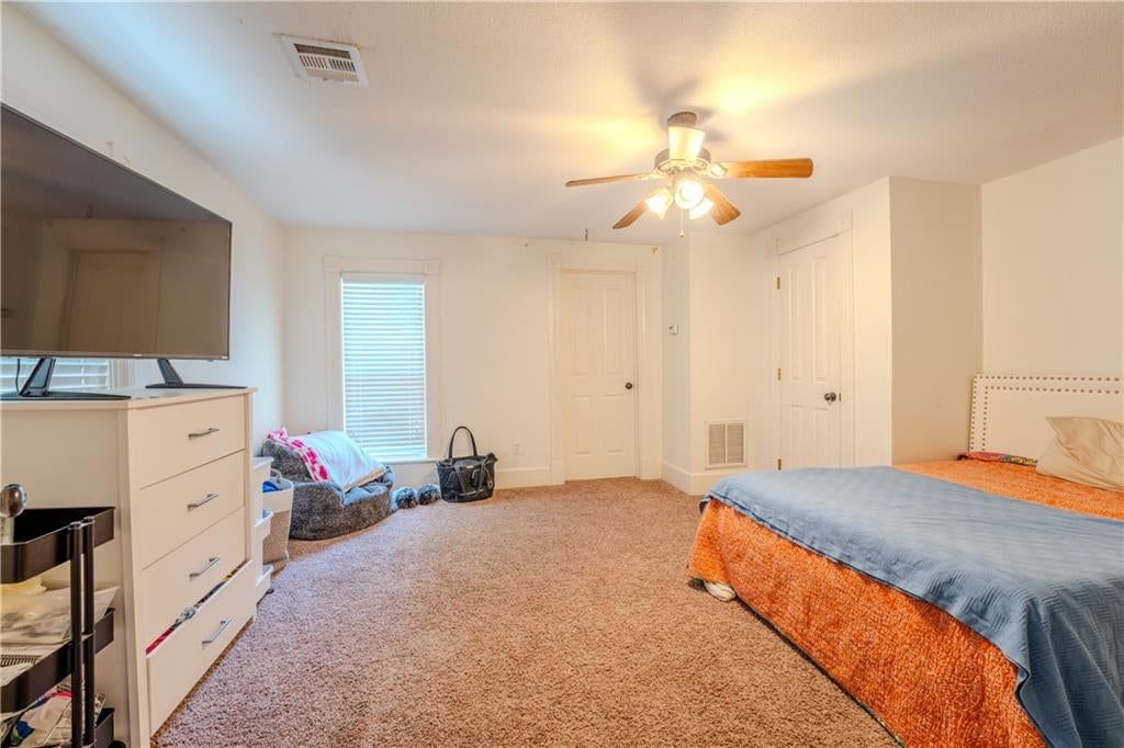 303 W 3rd Street — photo 27