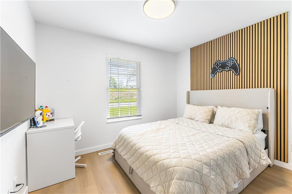 802 S Woodbine Road — photo 14