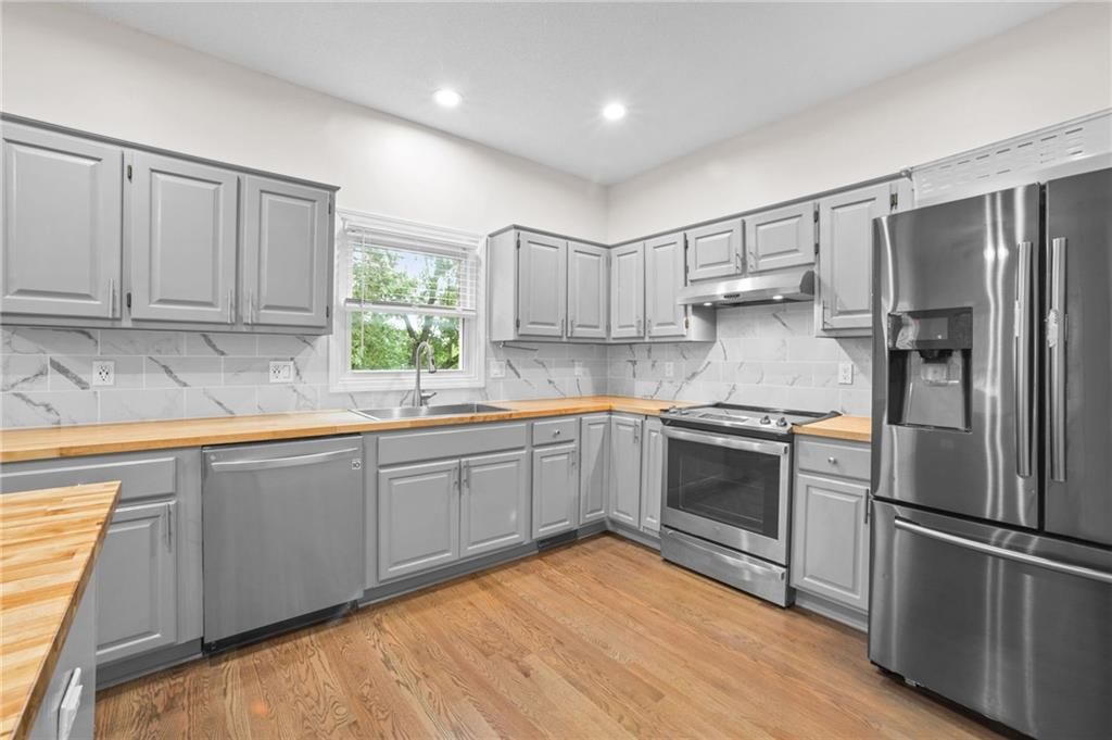 4726 BROCKWAY Street — photo 10