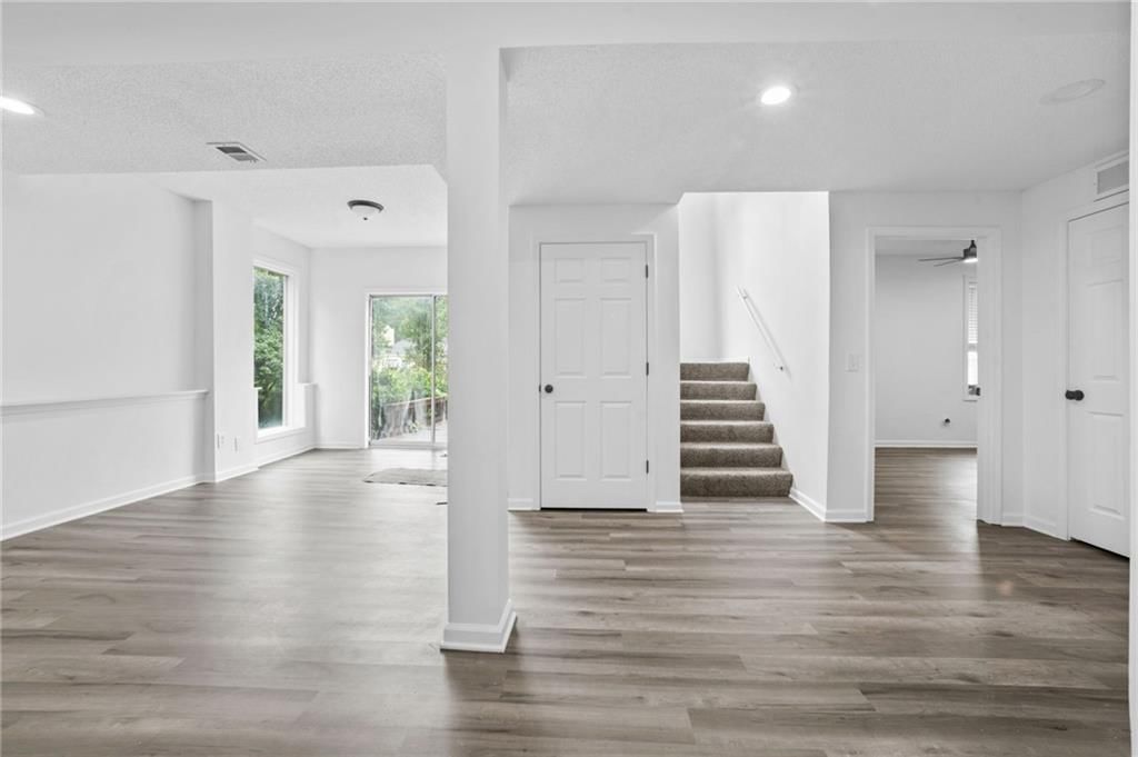 4726 BROCKWAY Street — photo 37