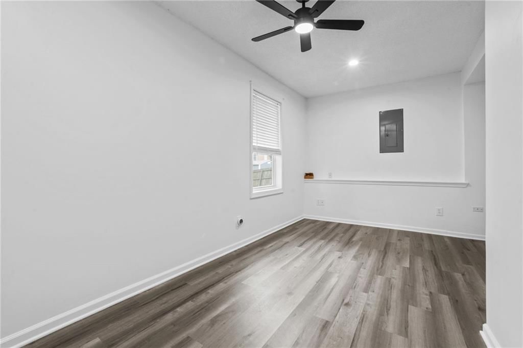 4726 BROCKWAY Street — photo 41