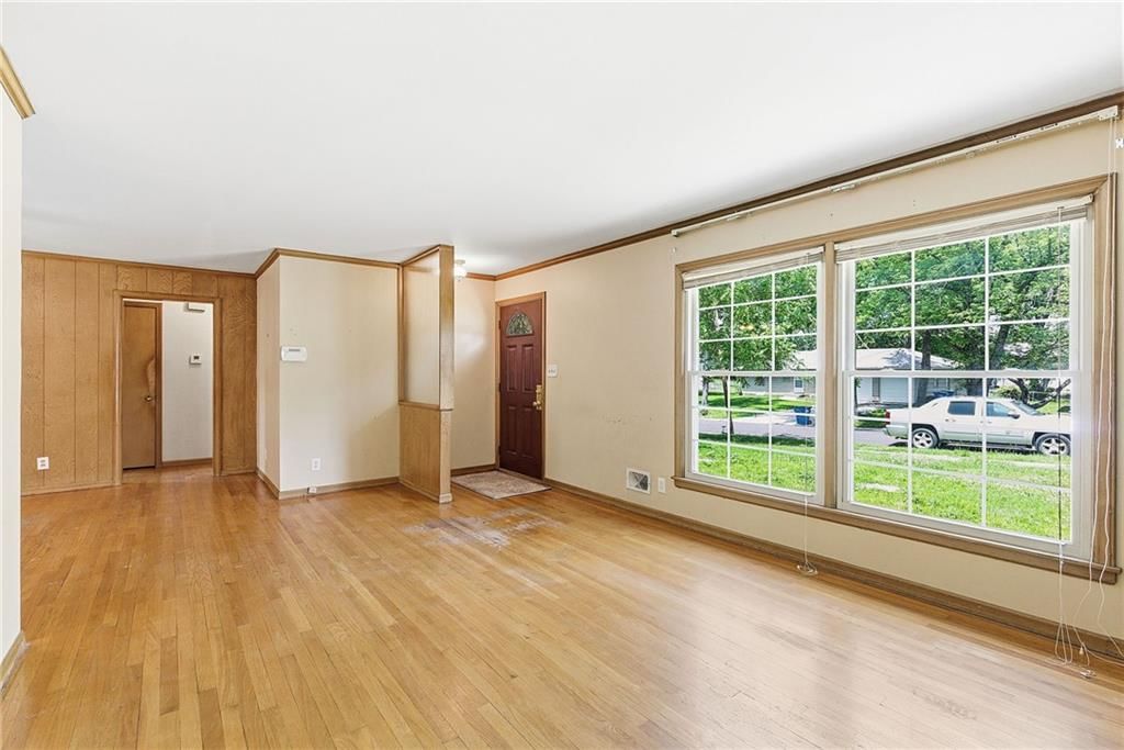 10605 E 79th Street — photo 21