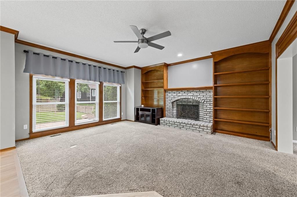 5211 W 156th Street — photo 3