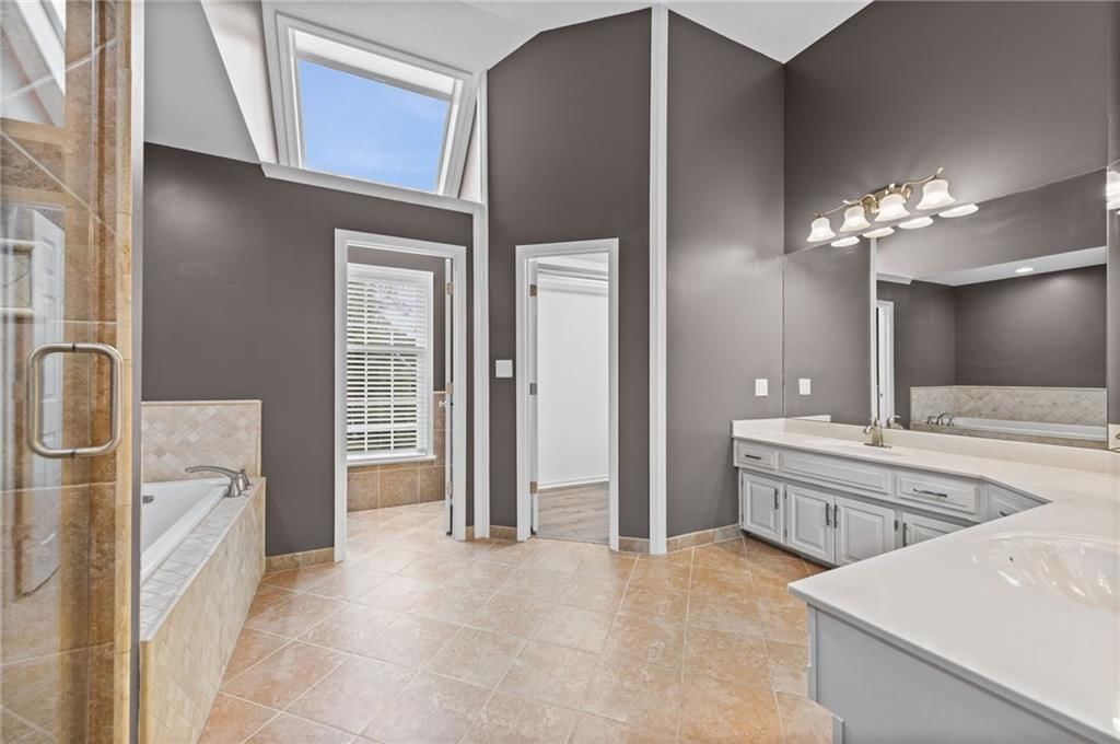 5211 W 156th Street — photo 7