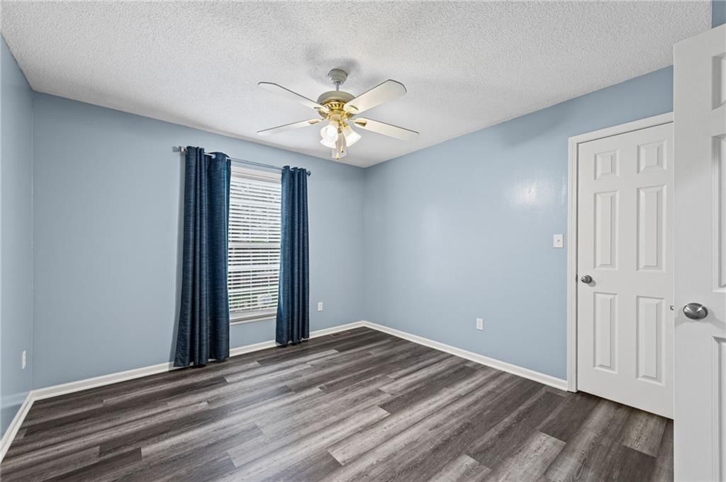 5211 W 156th Street — photo 29