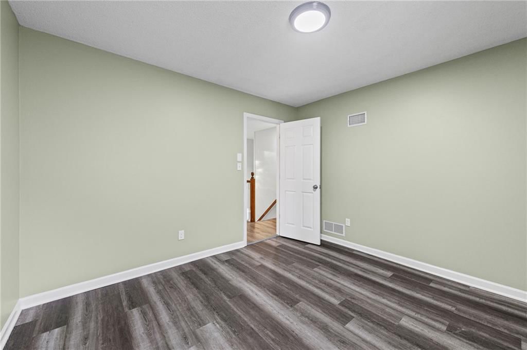 5211 W 156th Street — photo 33